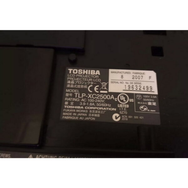 Проектор Toshiba TLP-XC2500 — изображение 3