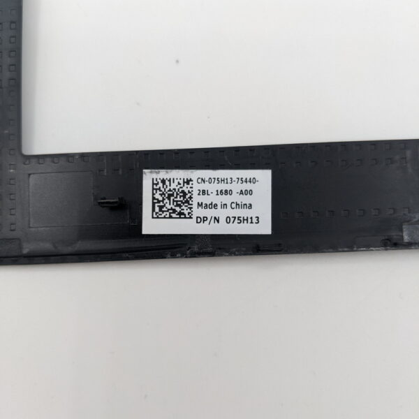 Рамка матрицы 075h13, AP0LK000300, Dell Latitude E6330 — изображение 3