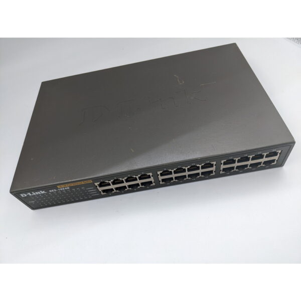 Коммутатор D-Link DES-1024D 24 x RJ45