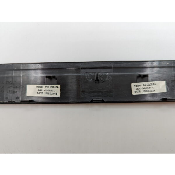 Рамка матрицы ba81-03820a, ba75-01941a, Samsung NP-R60 — изображение 2