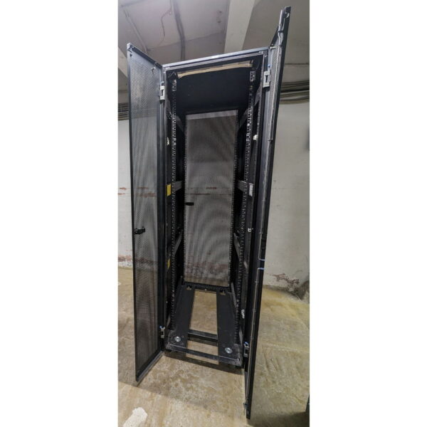 Шкаф телекоммуникационный 39M6738, IBM, 42U