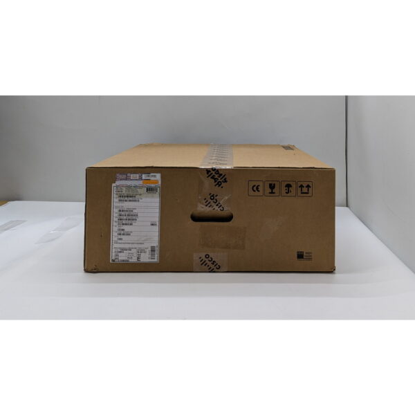 Коммутатор Cisco Catalyst WS-C3650-24TS-S — изображение 3