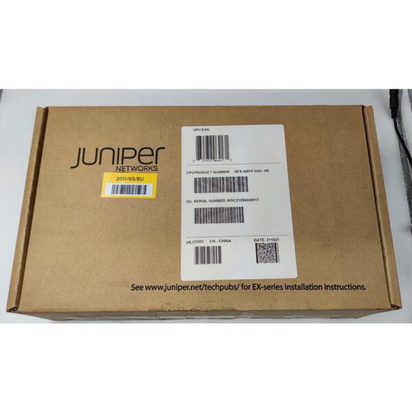 Кабель Juniper QFX-QSFP-DAC-3M — изображение 3
