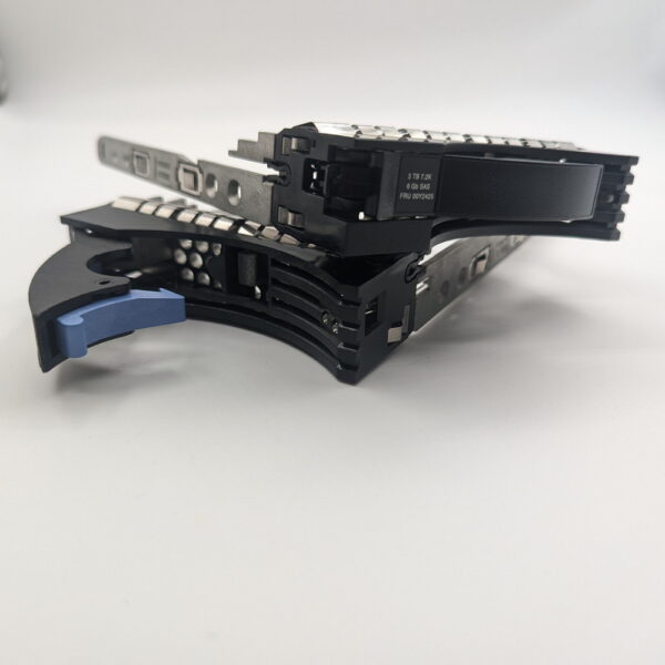 Салазки 42R4127, H87282, 3.5" (LFF), SAS, SATA, IBM eServer xSeries 3250, 306m, 3400, 3455, 3500, 3550, 3600, 3650, 3655, 3700, 3755, 3800, 3850, Storage System DS3200M2, DS3300M2, DS3400M2, EXP3000M2, DS3200M3, DS3300M3, DS3400M3, EXP3000M3, Storwize V3500, V3700