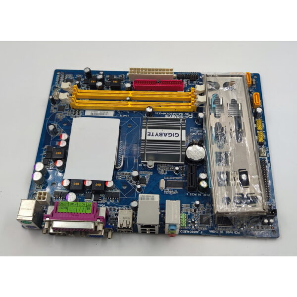 Материнская плата GA-945GCM-S2L, GIGABYTE, LGA775 — изображение 2