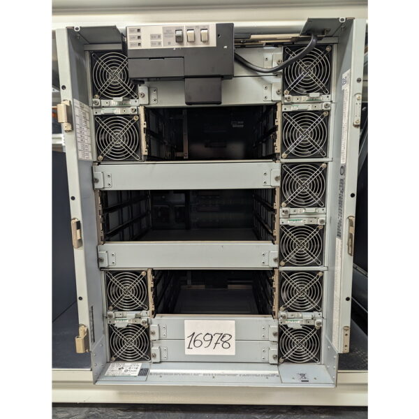 Шасси DKC710I-CBXA, HITACHI HDS VSP Controller Base: система охлаждения (5541819-A) - 2 шт., модуль (SH524-F22, 3555541814-A) - 1 шт., модуль (HJ-4230-7EWEA, 5541801-A) - 1 шт., система охлаждения (5541820-A) - 10 шт., блок питания 1500W (HS1502, 5541806-A) - 2 шт. — изображение 2