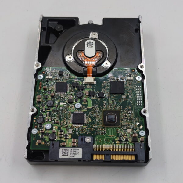 Жесткий диск hus153030vls300, 0b22132, Hitachi, SAS, 300 Гб, 3.5 — изображение 2