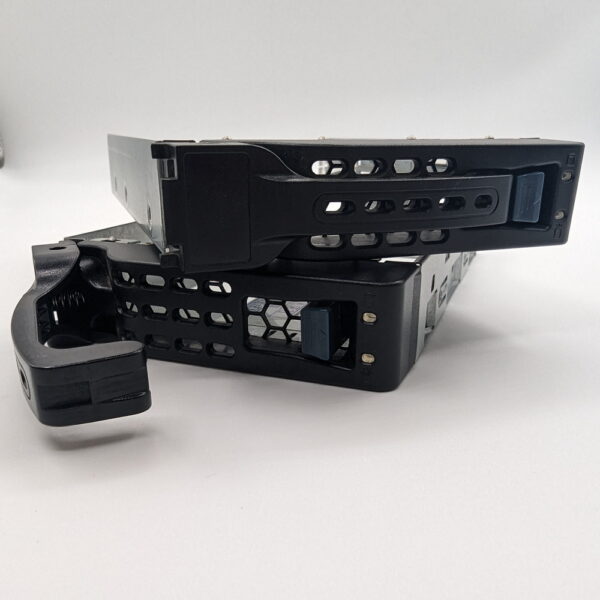 Салазки 13GS1I0AM050-1, 3.5" (LFF), SAS, SATA, Asus S300-E8/PS4, RS300-E8, TS500-E6/PS4, TS500-E6, TS700-E8/PS4, TS700-E8, CP-R10A/600, CP-R10A-600, TS700-X7/PS4, TS700-X7