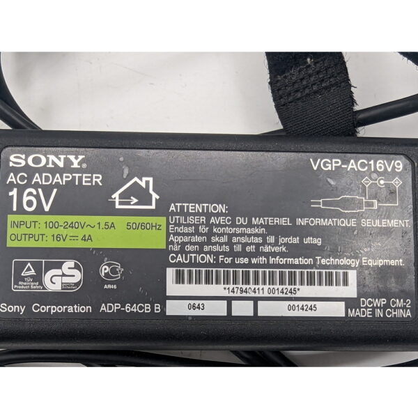 Блок питания Sony VGP-AC16V9, 16V, 4A, 6.5-4.4мм с иглой в центре — изображение 2