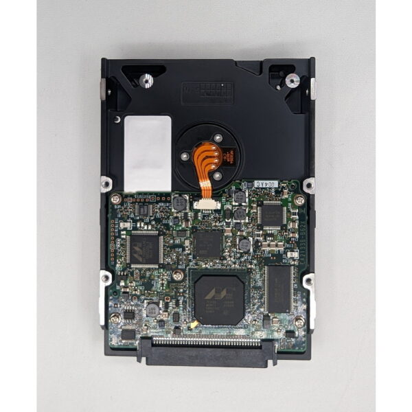 Жесткий диск MAW3073NC, CA06550-B100, Fujitsu, 73.5 Гб, SCSI, 3.5 — изображение 2