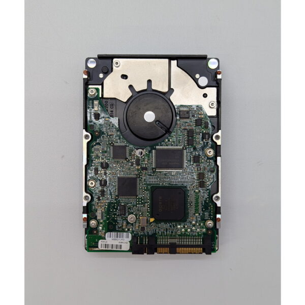 Жесткий диск 8J147S0248011, Maxtor, 147 Гб, SAS, 3.5 — изображение 2