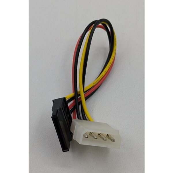 Кабель 4 Pin Molex to SATA