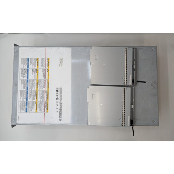 Контроллер СХД DW700-CBX, Hitachi HDS HUS VM: SSD диск Micron 100 ГБ SATA (MTFDDAC100SAL-1N1AA) - 2 шт., модуль памяти 16 Гб, DDR3 (Samsung M393B2G70BH0-YK0) - 8 шт., модуль памяти 4 Гб, DDR3 (Samsung M393B5273CH0-YH9) - 4 шт., модуль (3284394-D) - 4 шт., модуль (3284394-H) - 4 шт., модуль (3284394-I) - 1 шт., модуль (3285154-A) - 4 шт., модуль (3285153-E, HF8GR HDS) - 4 шт., трансивер 8 Gb (FTLF8528P3BCV-HD, 3285226-E, Hitachi, Finisar) - 4 шт., блок питания (3285165-А) - 2 шт.,