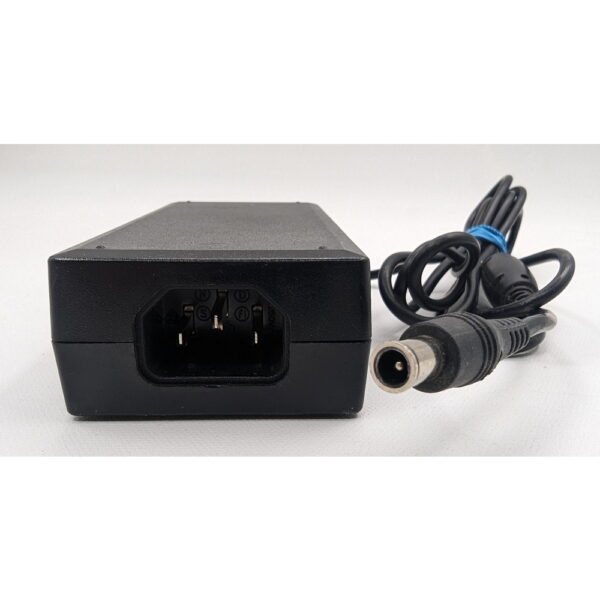 Адаптер питания sad04214a-uv, Samsung, 14V, 3A, 6.5-4.4мм с иглой в центре