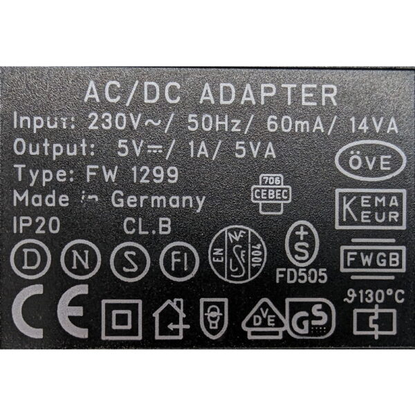 Адаптер питания 5v, 1a, 5.5x2.5