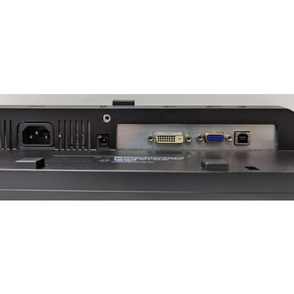 Монитор 0922RN, Dell P2211Ht, 21.5", 1920 x 1080, имеются следы эксплуатации