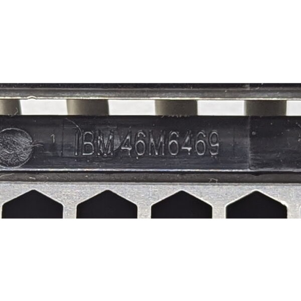 Заглушка 46M6469, 4 X 2.5" (SFF), SAS, SATA, IBM System X3650 M2, X3650 M3, X3650 M4, X3550 M2, X3550 M3, X3550 M4