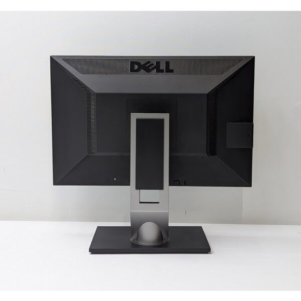 Монитор Dell P2210F, 22", 1680 x 1050, имеются следы эксплуатации