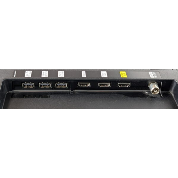 Телевизор UE46F6400AK, Samsung, FULL HD, черный, СМАРТ ТВ, 46", имеет следы эксплуатации, есть пятно в правом нижнем углу матрицы - жёлтого цвета.