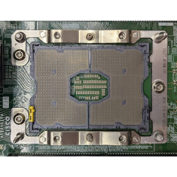 Сервер UCSC-C220-M5SX, Cisco UCS C220 M5 (Main Plumas 1U MB 15015-1 648 00U11 0011)