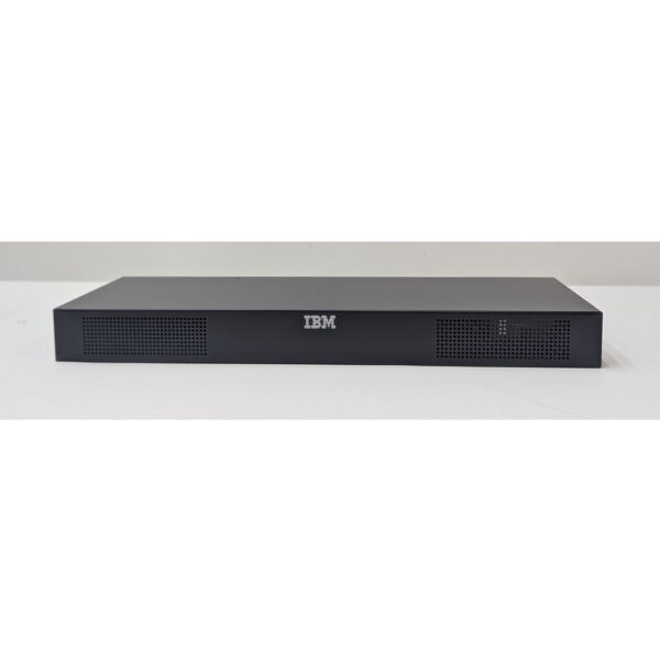 Менеджер консоли KVM 69Y6010, 69Y6015, 1754-HC3, IBM, 8 портов