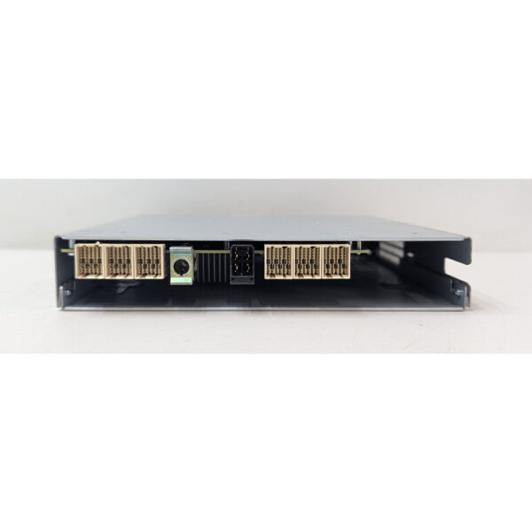 Контроллер 00Y2527, IBM Storwize V3700, на запчасти или под восстановление!
