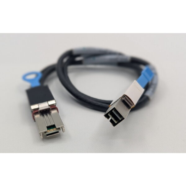 Кабель 00D2142, 00D2143, IBM, 0.6M External SAS Cable mSAS HD SFF-8644 To mSAS SFF-8088