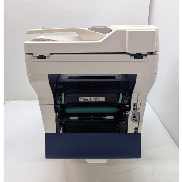 Xerox Workcentre 3615, пробег 158063, печатает, проблема с автоподатчиком, не захватывает листы, возможно, требуется замена роликов.