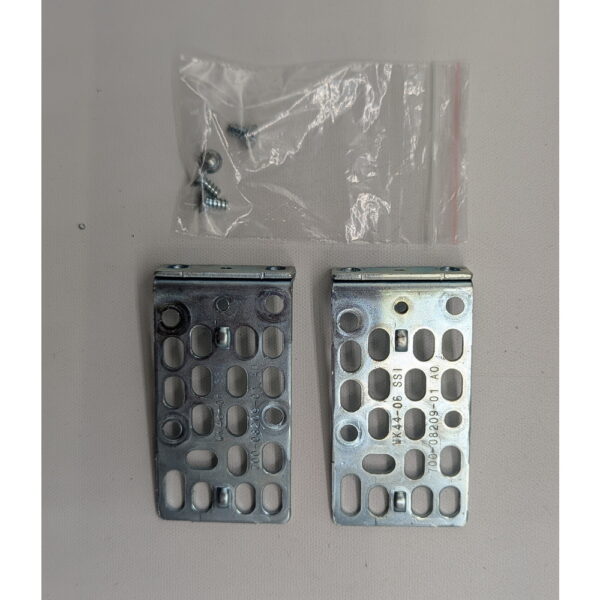 Уши 700-08209-01, Cisco Rackmount Kit Ears для коммутаторов 1900 2900 2950 3500 3548 3550, 1U