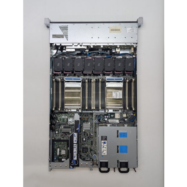 Сервер 470065-744, HP ProLiant DL360p: платформа - 1 шт., радиатор - 2 шт., вентилятор - 8 шт., Raid HP Smart Array P420 FBWC, SAS - 1 шт., блок питания 460w - 2 шт., БЕЗ процессоров, модулей памяти, и дисков!