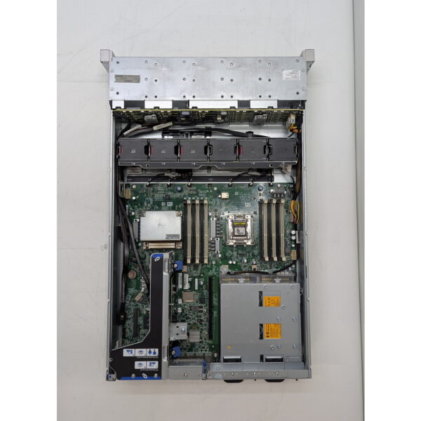 HP ProLiant DL380 Gen8: платформа - 1 шт., радиатор - 1 шт., вентилятор - 4 шт., блок питания - 2 шт., БЕЗ процессоров, модулей памяти, и дисков!