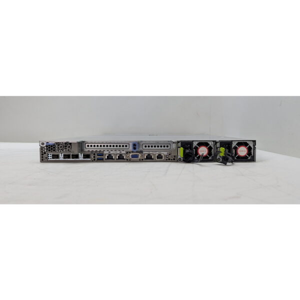 Сервер Cisco Hyperflex 220c M5, 74-105774-02: платформа - 1 шт., радиатор - 2 шт., вентилятор - 7 шт., блок питания - 2 шт., БЕЗ процессоров, модулей памяти, и дисков!