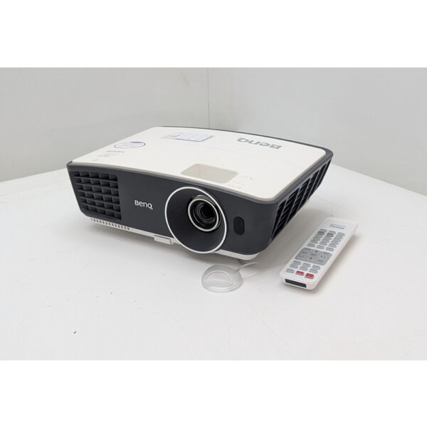 Проектор KTL ZU10018, W750, Benq, пробег лампы 46 часов, с пультом