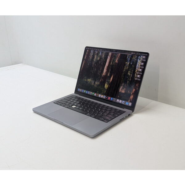 Ноутбук A2442, Apple, имеются следы эксплуатации, залитая клавиатура, шумит кулер