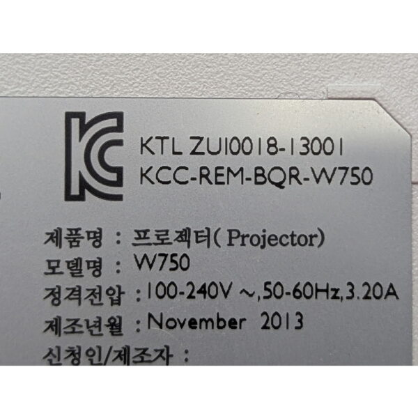 Проектор KTL ZU10018, W750, Benq, пробег лампы 642 часов, без пульта