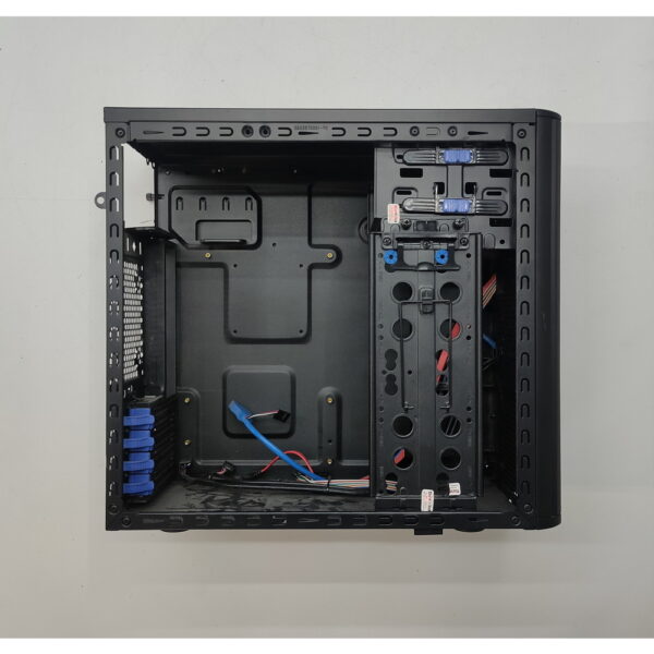 Корпус Aerocool Qs-200
